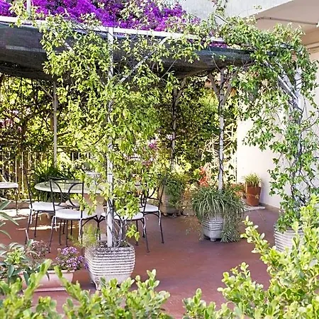 La Bouganville 3*