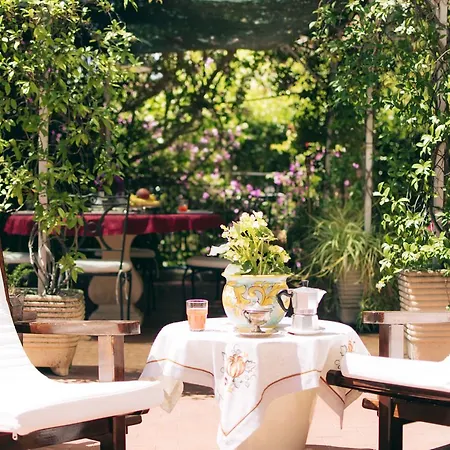 B&B La Bouganville Bed & Breakfast