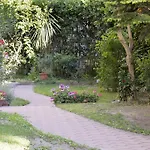 La Bouganville Bed & Breakfast